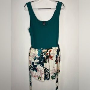 Summer romper dark green with floral shorts